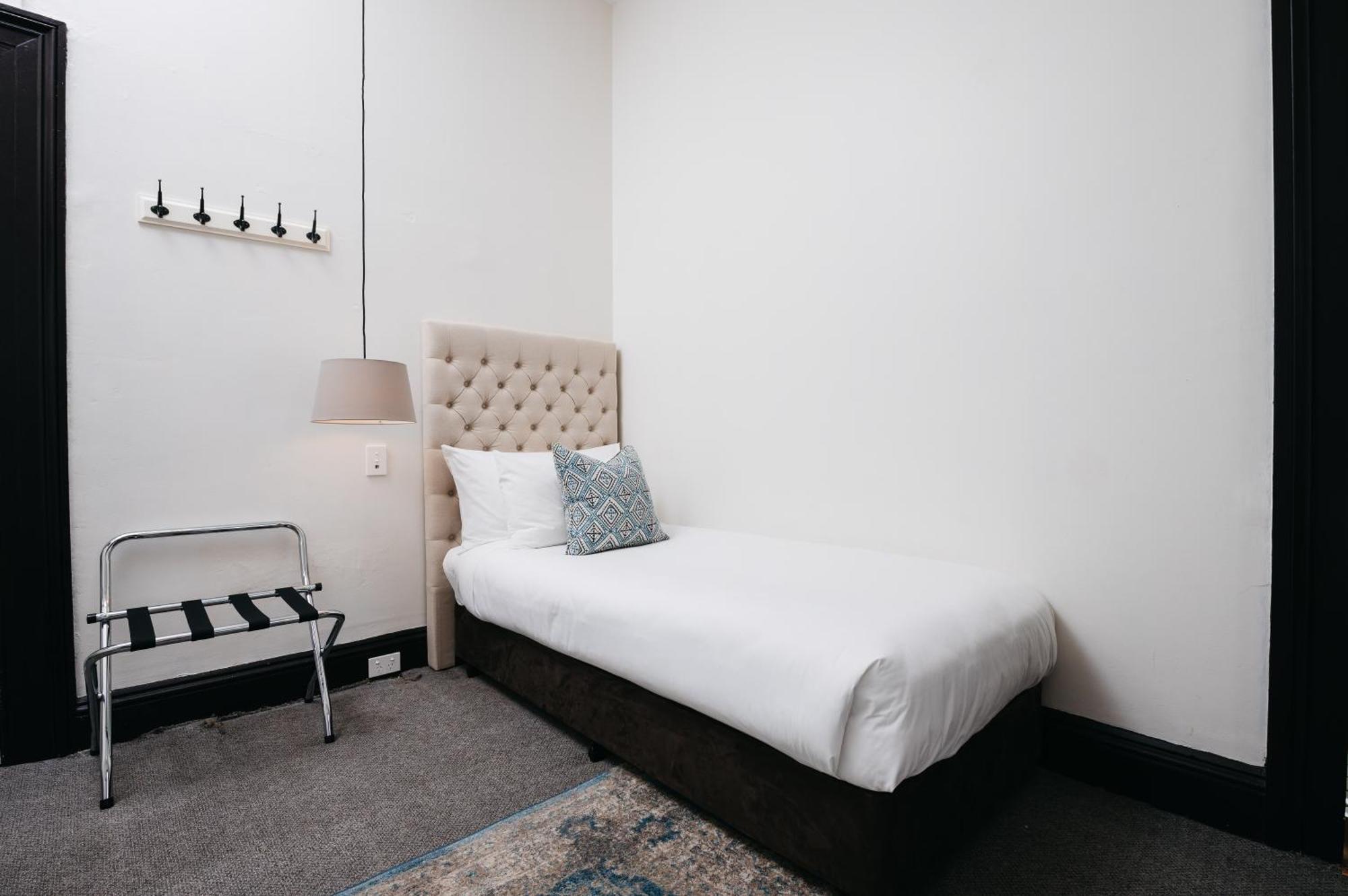 Bed & Breakfast Etico At Manor 3*